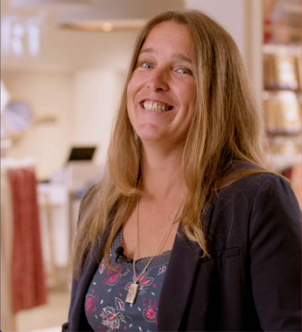Leila Shop Manager Damart Anspach