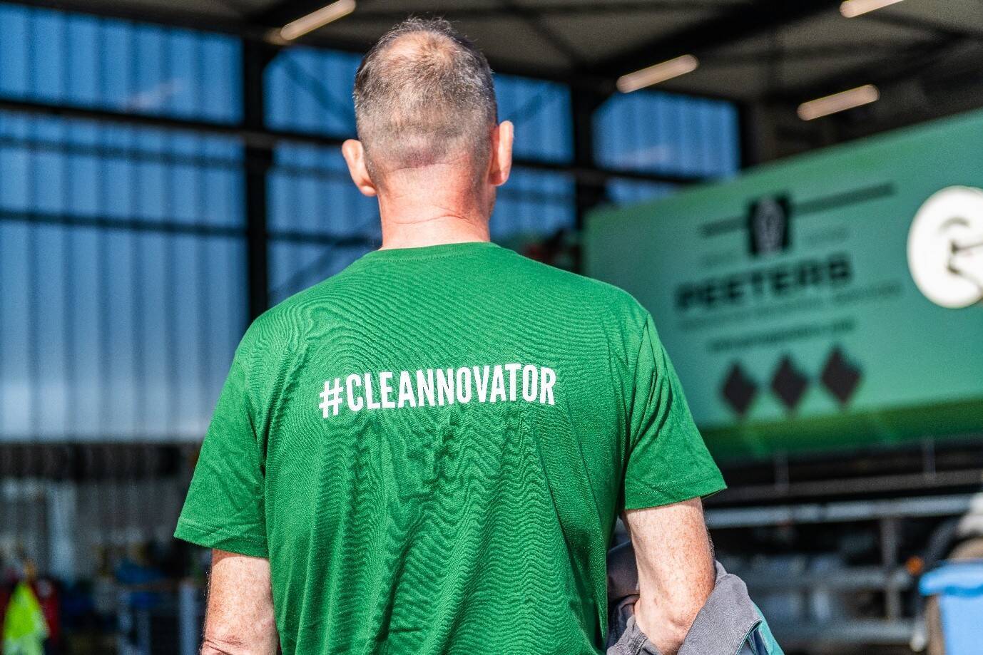 Corveeër / Unit Cleaner