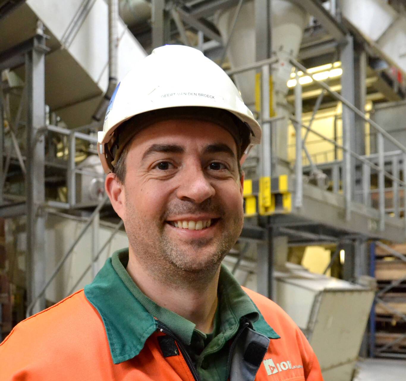 Mekanieker| 2-ploegen | goed loon | veel voordelen | opleiding on the job