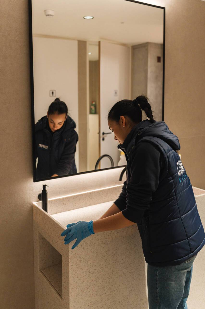 Periodieke schoonmaker kantoren - voltijds - regio Gent - start 6u00